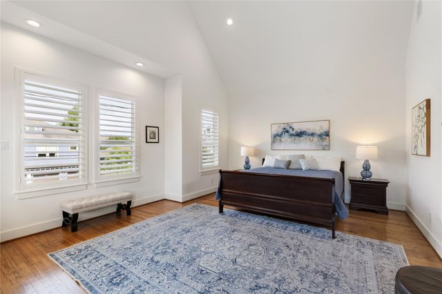 1522 Lawrence Street, Houston, TX 77008