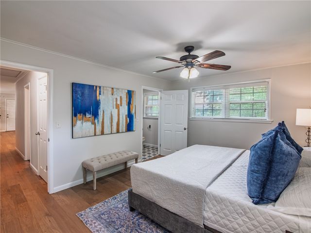 2634 Old Wire Road, Fayetteville, AR 72703
