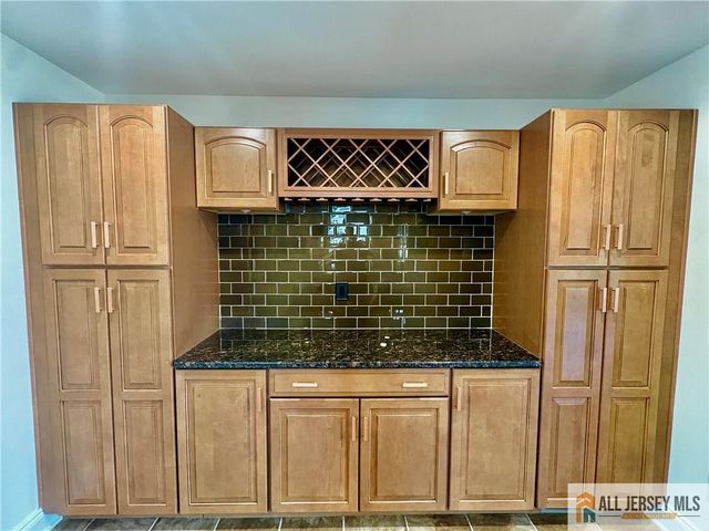1509 Kenyon Avenue, South Plainfield, NJ 07080