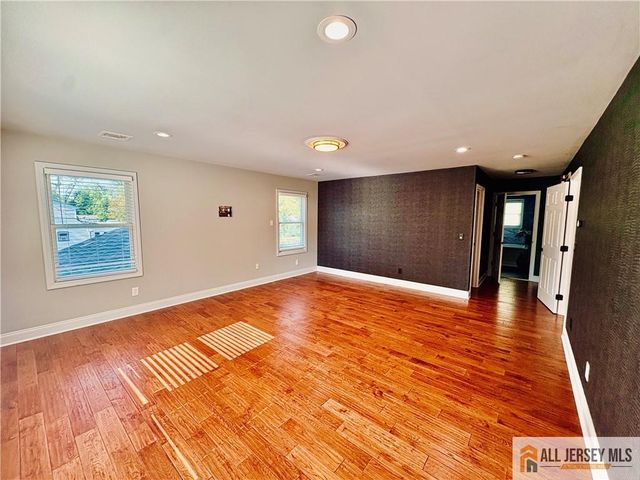 1509 Kenyon Avenue, South Plainfield, NJ 07080
