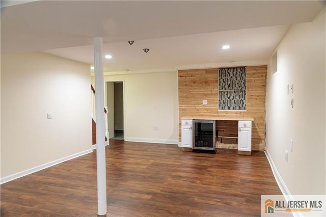 1509 Kenyon Avenue, South Plainfield, NJ 07080
