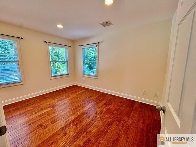 1509 Kenyon Avenue, South Plainfield, NJ 07080