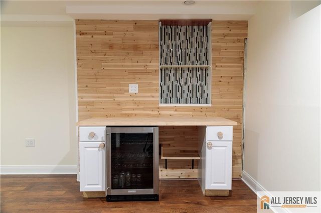 1509 Kenyon Avenue, South Plainfield, NJ 07080