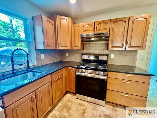 1509 Kenyon Avenue, South Plainfield, NJ 07080