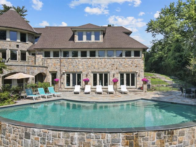 383 Woodlands Road, Harrison, NY 10528