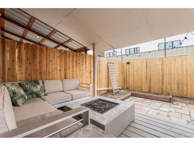 2465 W Caithness Pl, Denver, CO 80211