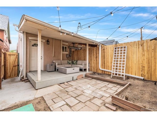 2465 W Caithness Pl, Denver, CO 80211