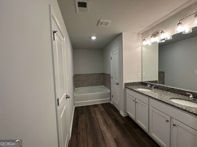 5555 Bent Grass Way 63, Douglasville, GA 30135