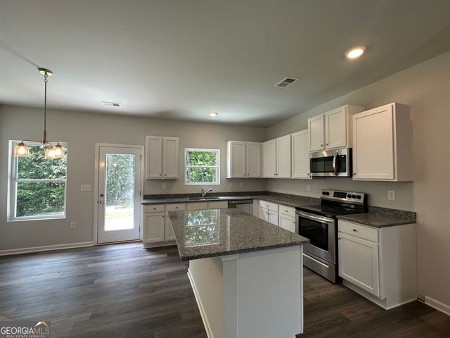 5555 Bent Grass Way 63, Douglasville, GA 30135