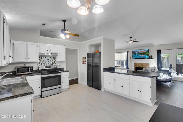 138 Leslie Lane, Havelock, NC 28532