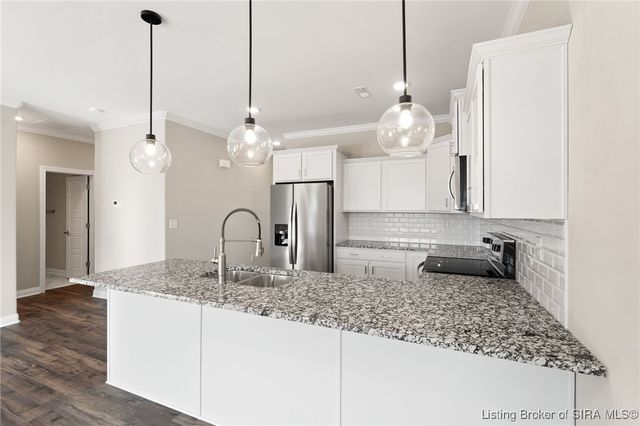 3003 Bales Way, Jeffersonville, IN 47130