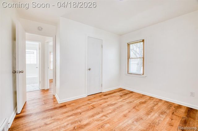 11395 Hazelton, Redford, MI 48239