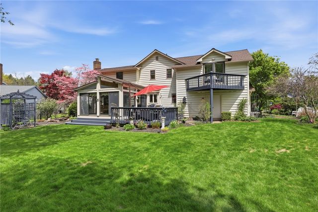 133 Melwood Drive, Greece, NY 14626