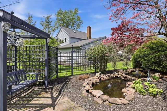 133 Melwood Drive, Greece, NY 14626