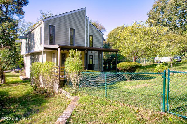 741 Middle Way, Louisville, KY 40206