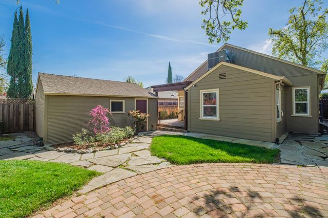 5261 K St, Sacramento, CA 95819