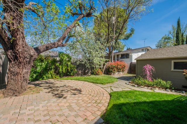 5261 K St, Sacramento, CA 95819