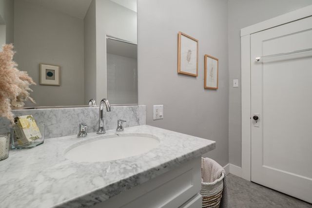 5261 K St, Sacramento, CA 95819