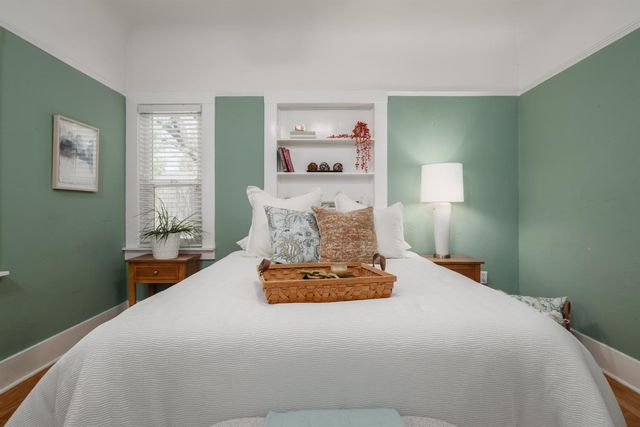 5261 K St, Sacramento, CA 95819