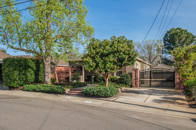 5261 K St, Sacramento, CA 95819