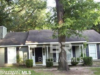 154 Brentwood Drive, Daphne, AL 36526