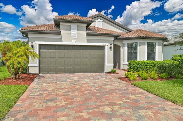 17157 Oakstead DR, Alva, FL 33920
