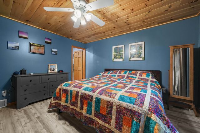 105 Marigold Lane, Roscommon Twp, MI 48629