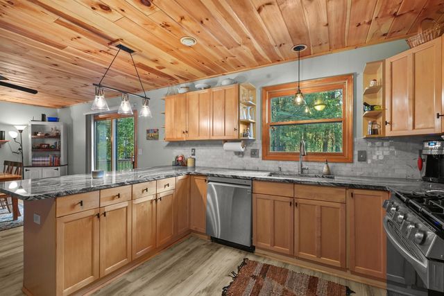 105 Marigold Lane, Roscommon Twp, MI 48629