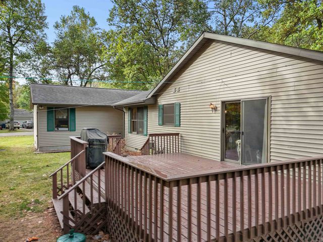 105 Marigold Lane, Roscommon Twp, MI 48629