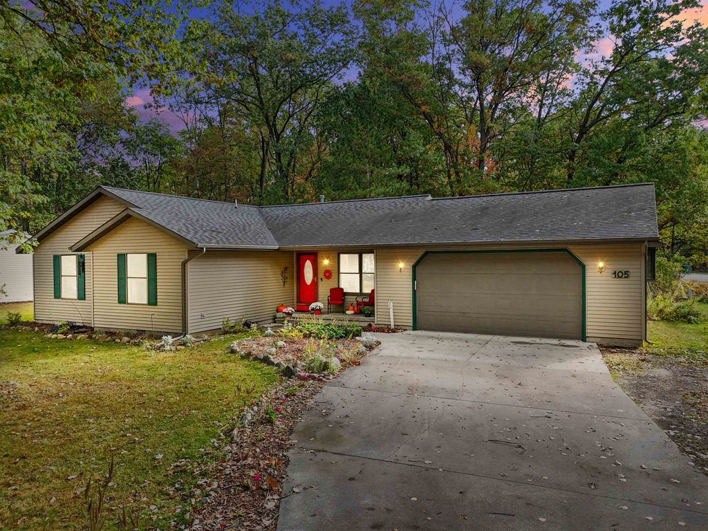 105 Marigold Lane, Roscommon Twp, MI 48629