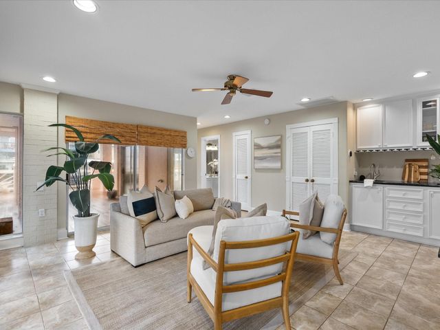 123 Port Street, San Leon, TX 77539