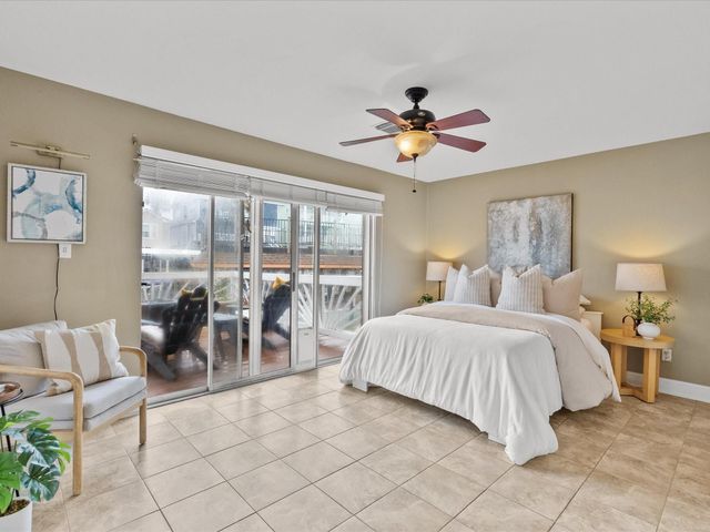123 Port Street, San Leon, TX 77539