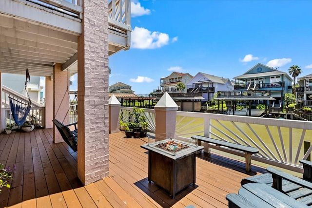 123 Port Street, San Leon, TX 77539