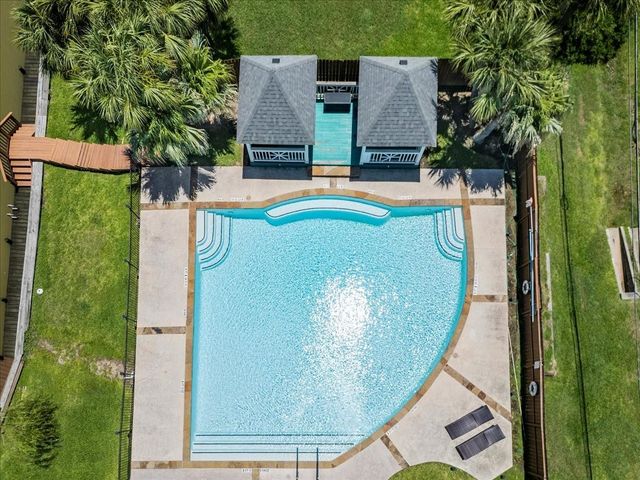 123 Port Street, San Leon, TX 77539