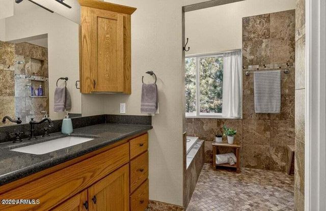 4371 E SAVANNAH Circle, Flagstaff, AZ 86004