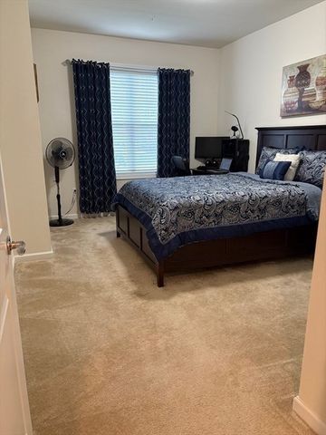 12101 Peters Farm Way 12101, Westborough, MA 01712
