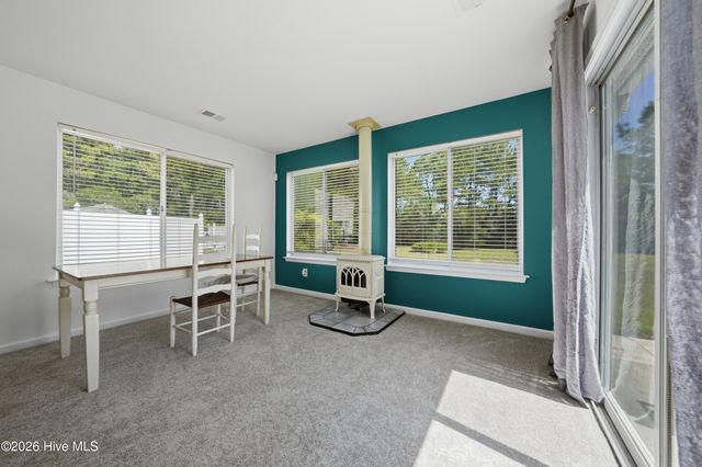 7404 Huckleberry Lane SW, Sunset Beach, NC 28468