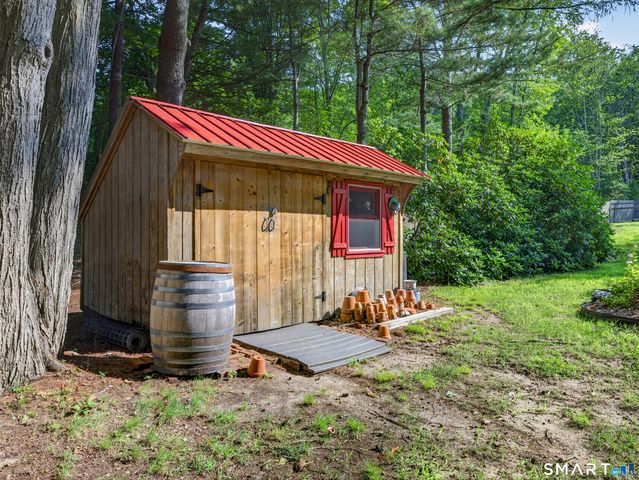 35 Chapman Mill Pond Road, Westbrook, CT 06498