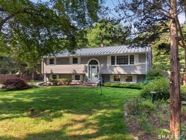 35 Chapman Mill Pond Road, Westbrook, CT 06498