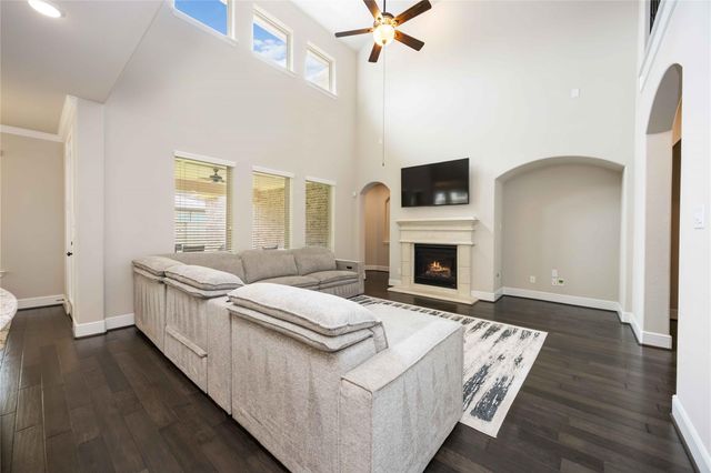 4315 Willow Crest Lane, Manvel, TX 77578