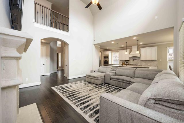 4315 Willow Crest Lane, Manvel, TX 77578