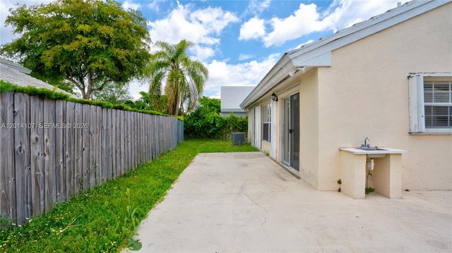 6410 SW 112th Pl 6410, Miami, FL 33173