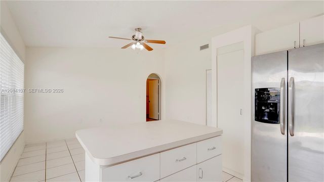 6410 SW 112th Pl 6410, Miami, FL 33173
