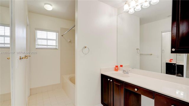 6410 SW 112th Pl 6410, Miami, FL 33173