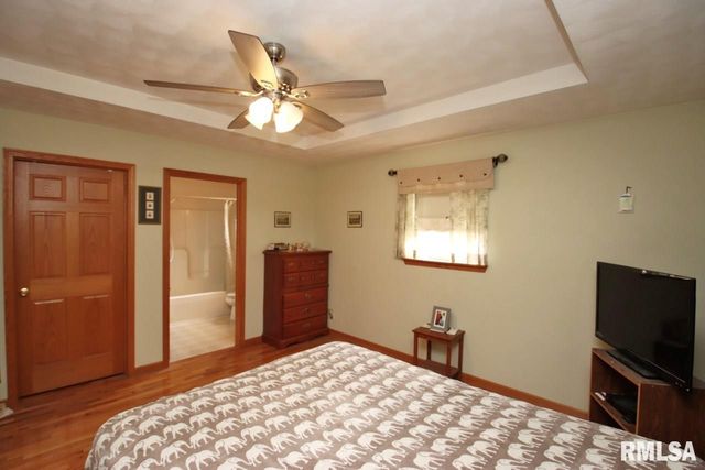 143 ELMRIDGE Circle, East Peoria, IL 61611