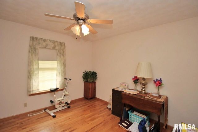 143 ELMRIDGE Circle, East Peoria, IL 61611