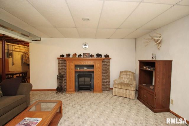 143 ELMRIDGE Circle, East Peoria, IL 61611