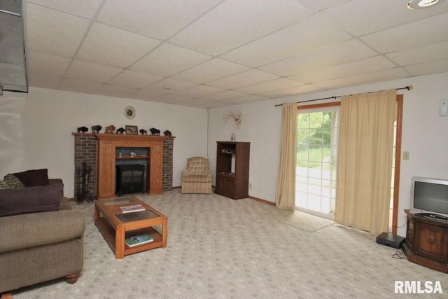 143 ELMRIDGE Circle, East Peoria, IL 61611