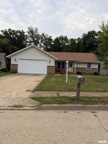 143 ELMRIDGE Circle, East Peoria, IL 61611