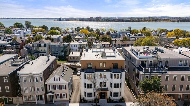 527 East 7th Street 1, Boston, MA 02127